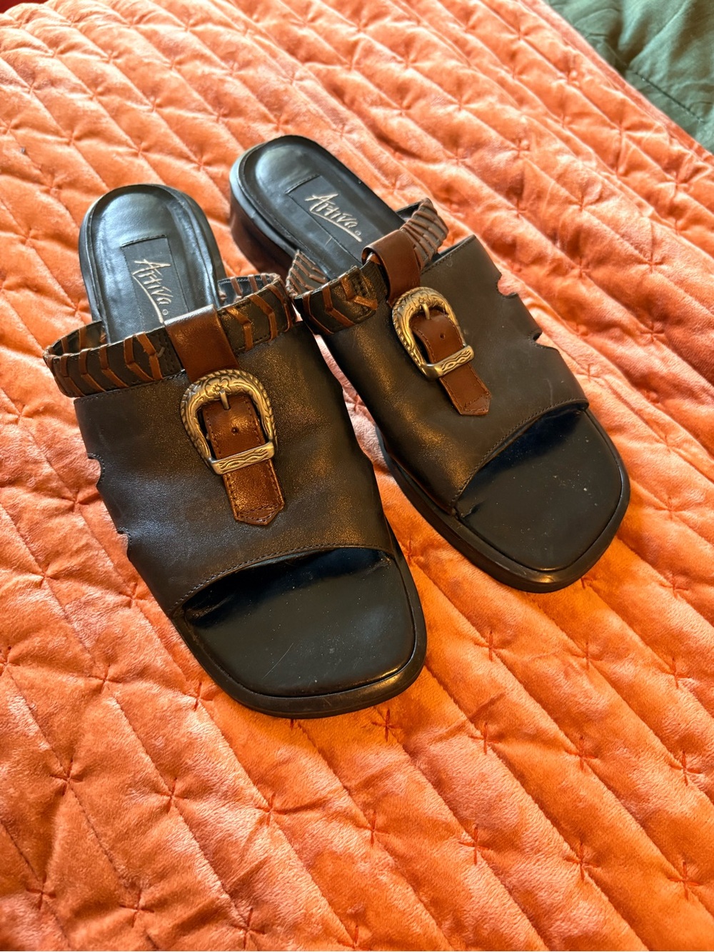 Ativa Women’s Black Leather Slide Sandals with Brown Buckle Detail - Picture 8 of 8